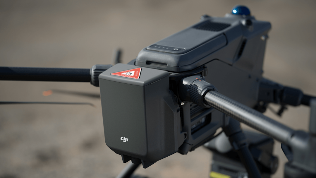 Ap Drones DJI unveils AP100 drone parachute for Matrice 400
