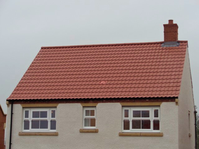 PAN8 RED roof tile