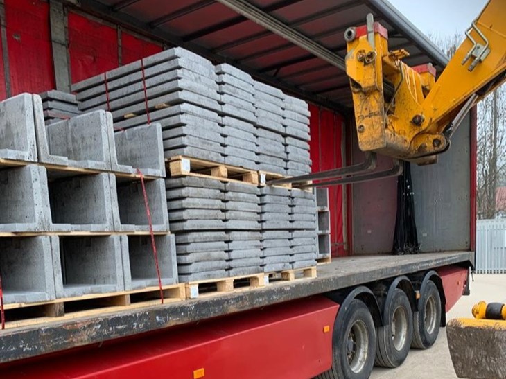 anderlite-straight-troughing-colas-rail