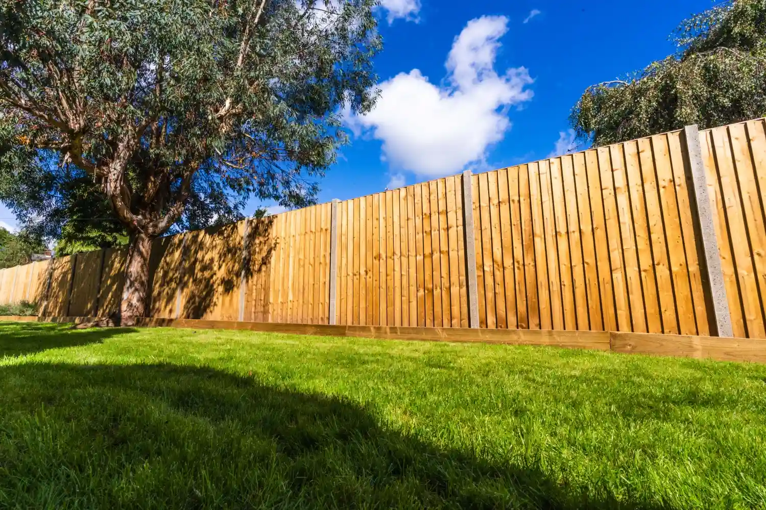 strongcast professional range fence posts installed