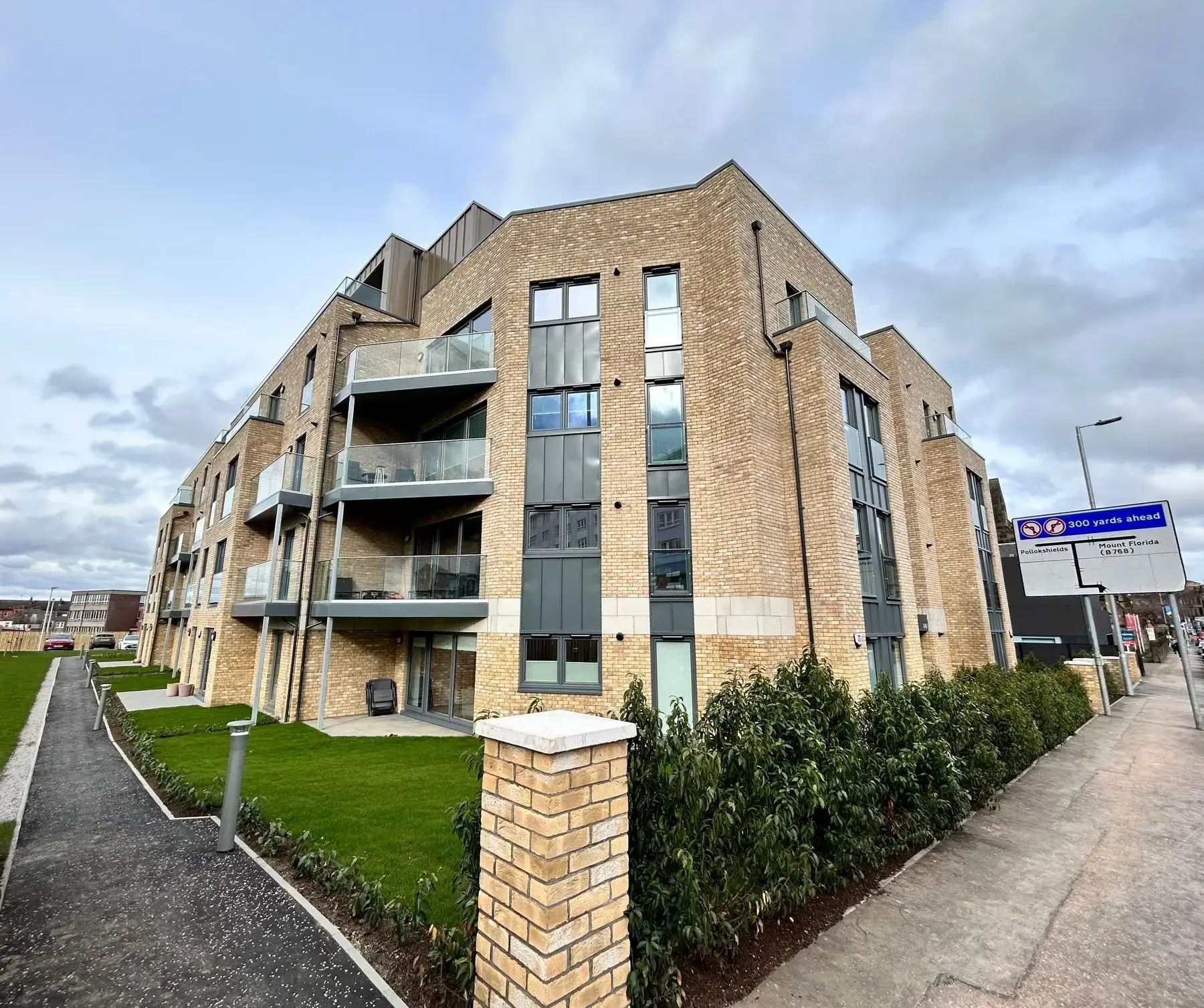 Niveus bricks - Flats Shawlands, Glasgow 
