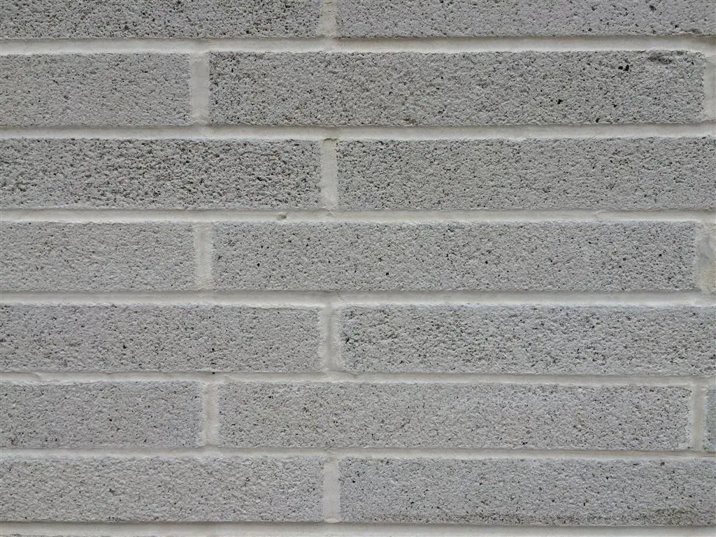 The Cottage, Broadleas, Reigate - Architectural Masonry, Shot-Blasted, Ivory, Linear Bricks