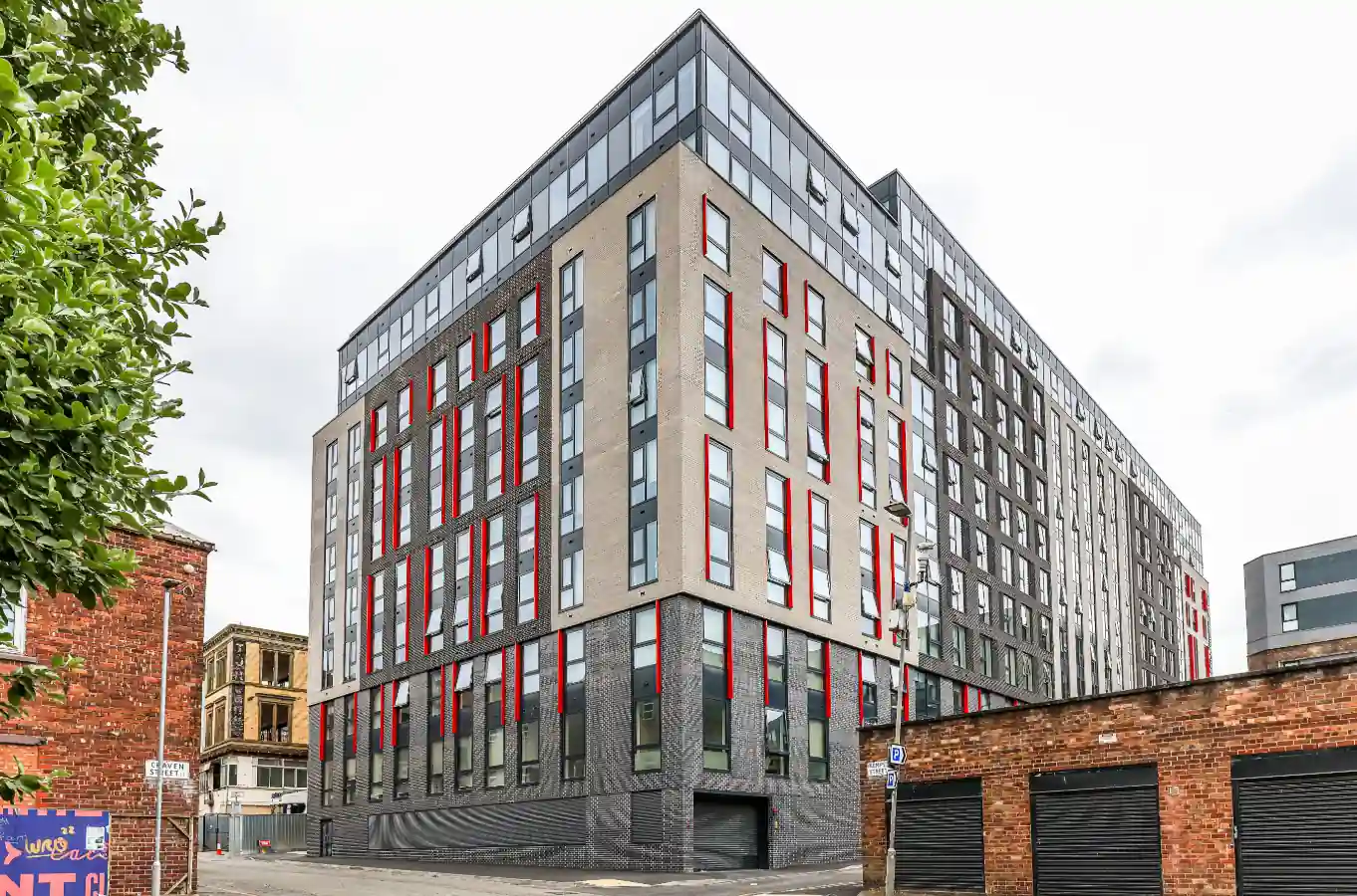 Hughes House Light Grey Facing, Staffordshire Slate Blue Smooth bricks