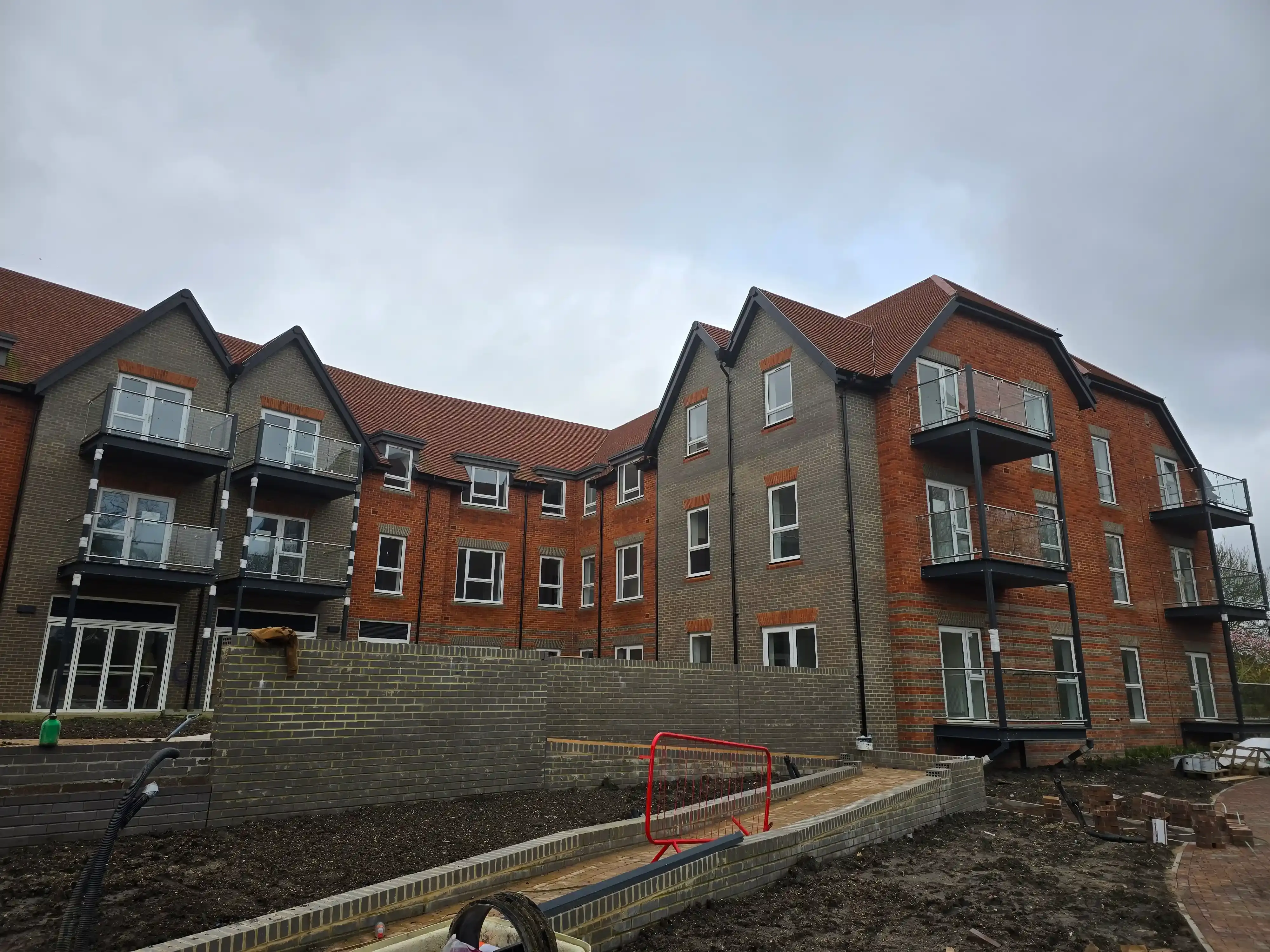 St Martins Square - Dark Grey Imports, Heritage County Blend bricks