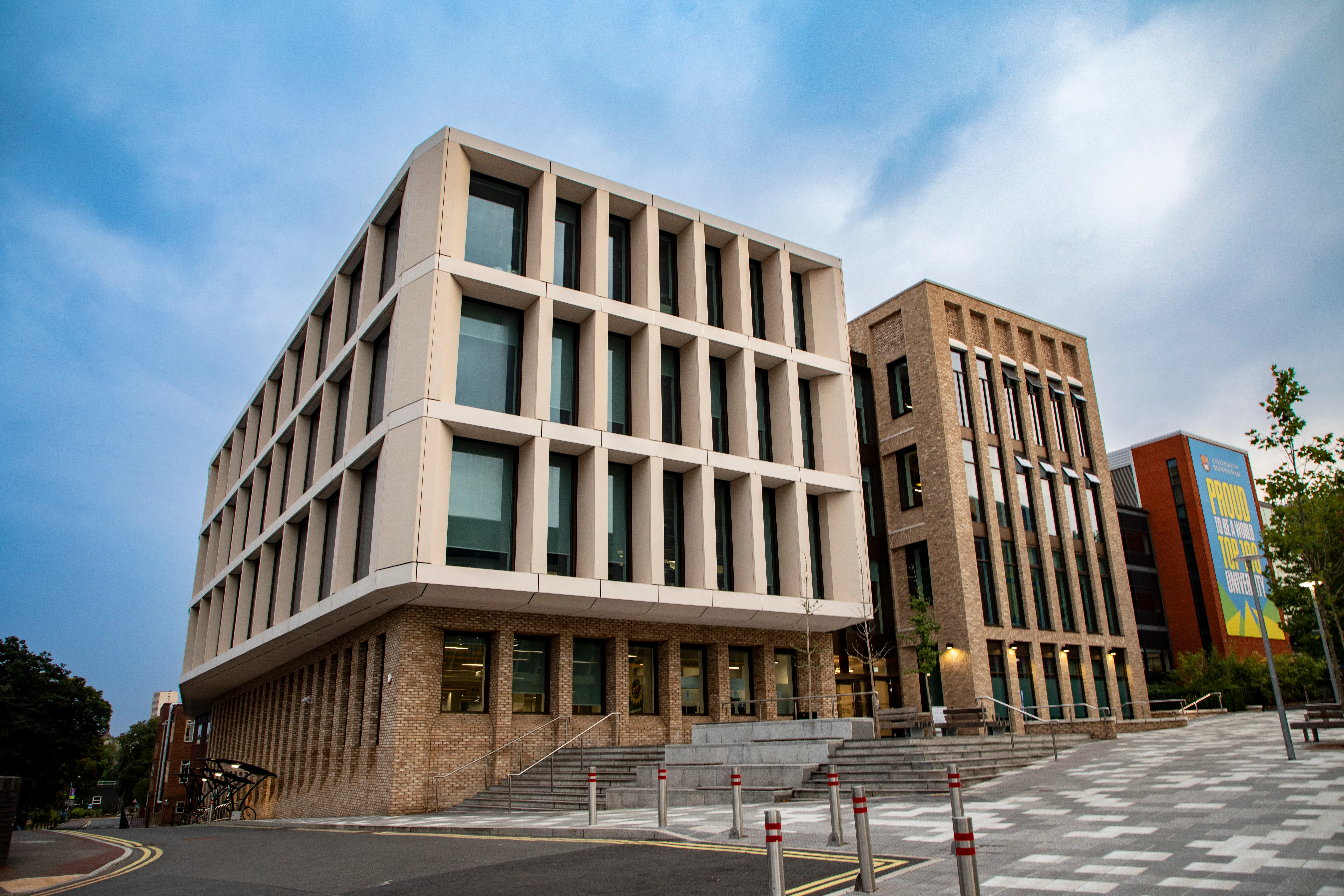 Birmingham University - Brick-faced GRC (4)