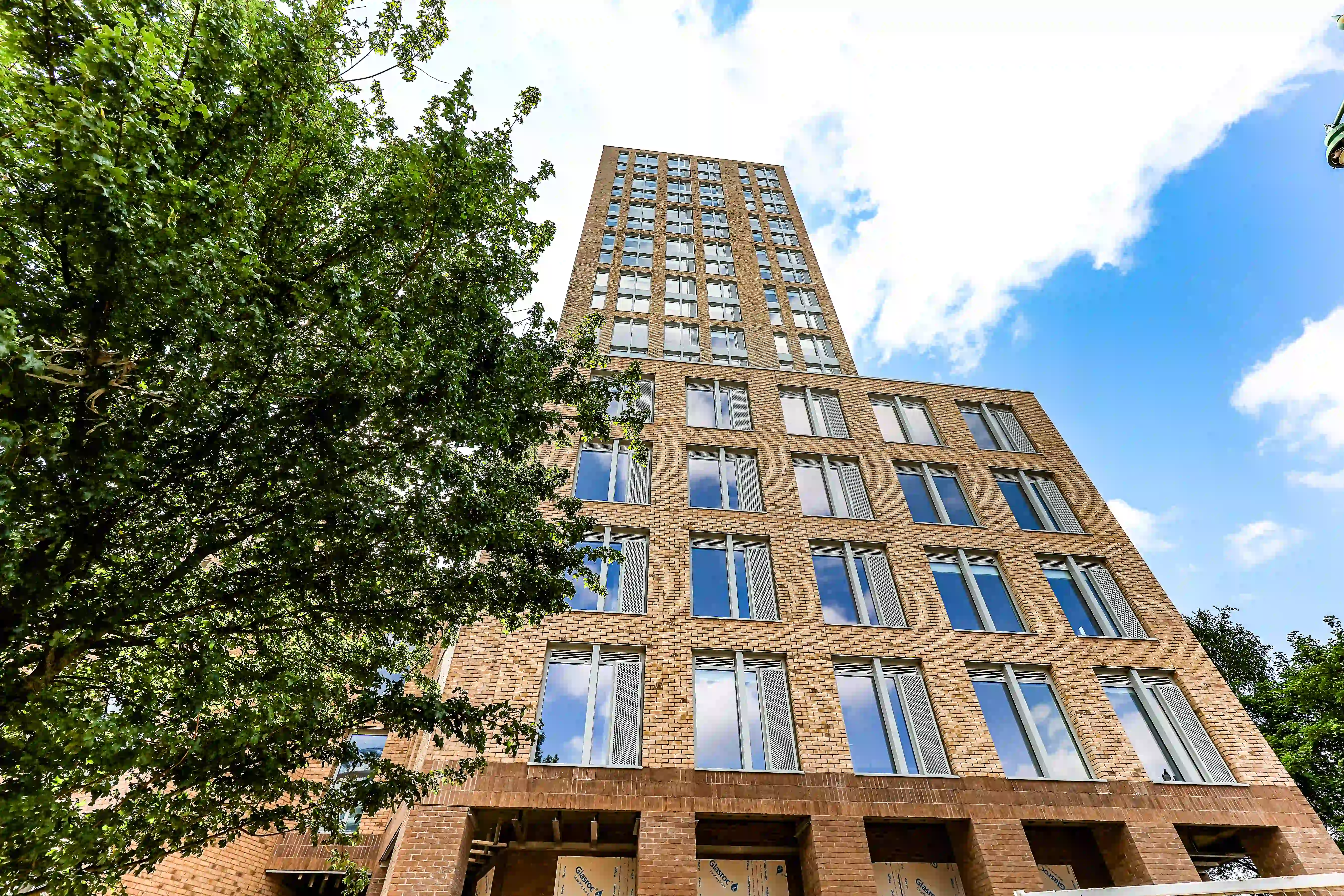 Birkdale Grove - Ivanhoe Cream, Bradgate Medium Grey bricks