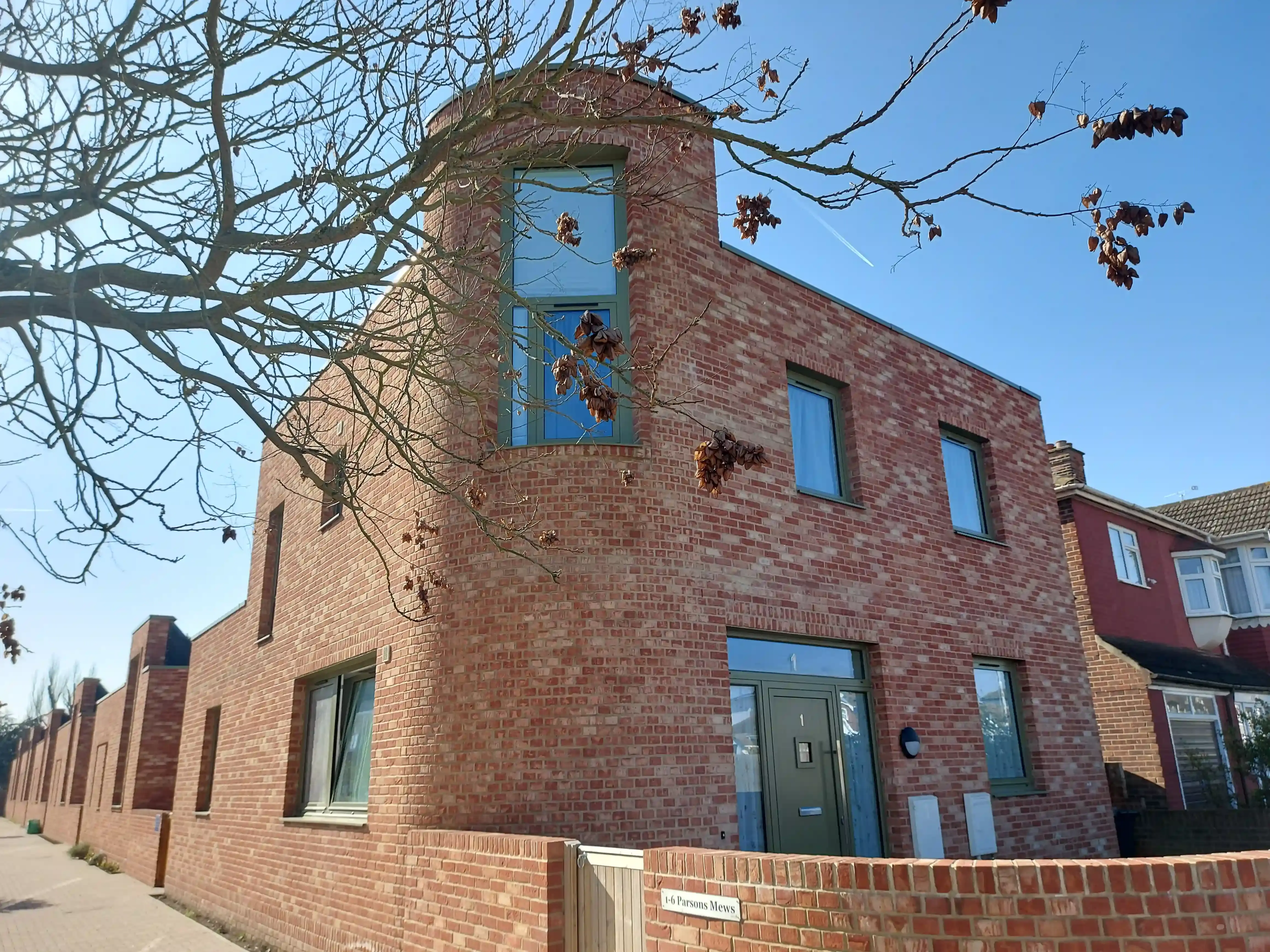 Mossford Court, Ilford, Rosa Blanca Bricks