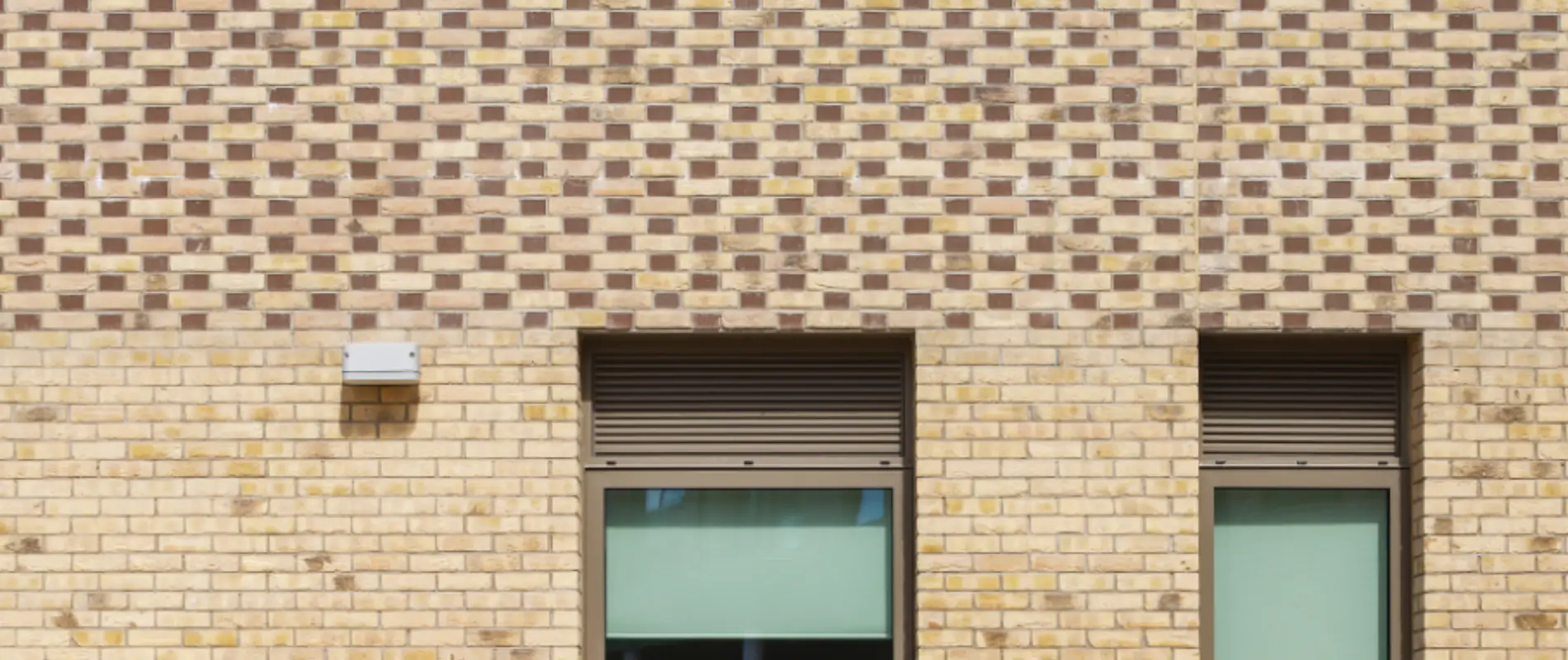 Neilston Learning Campus, Glasgow - Cheddar Brown & New Ivanhoe Cream bricks