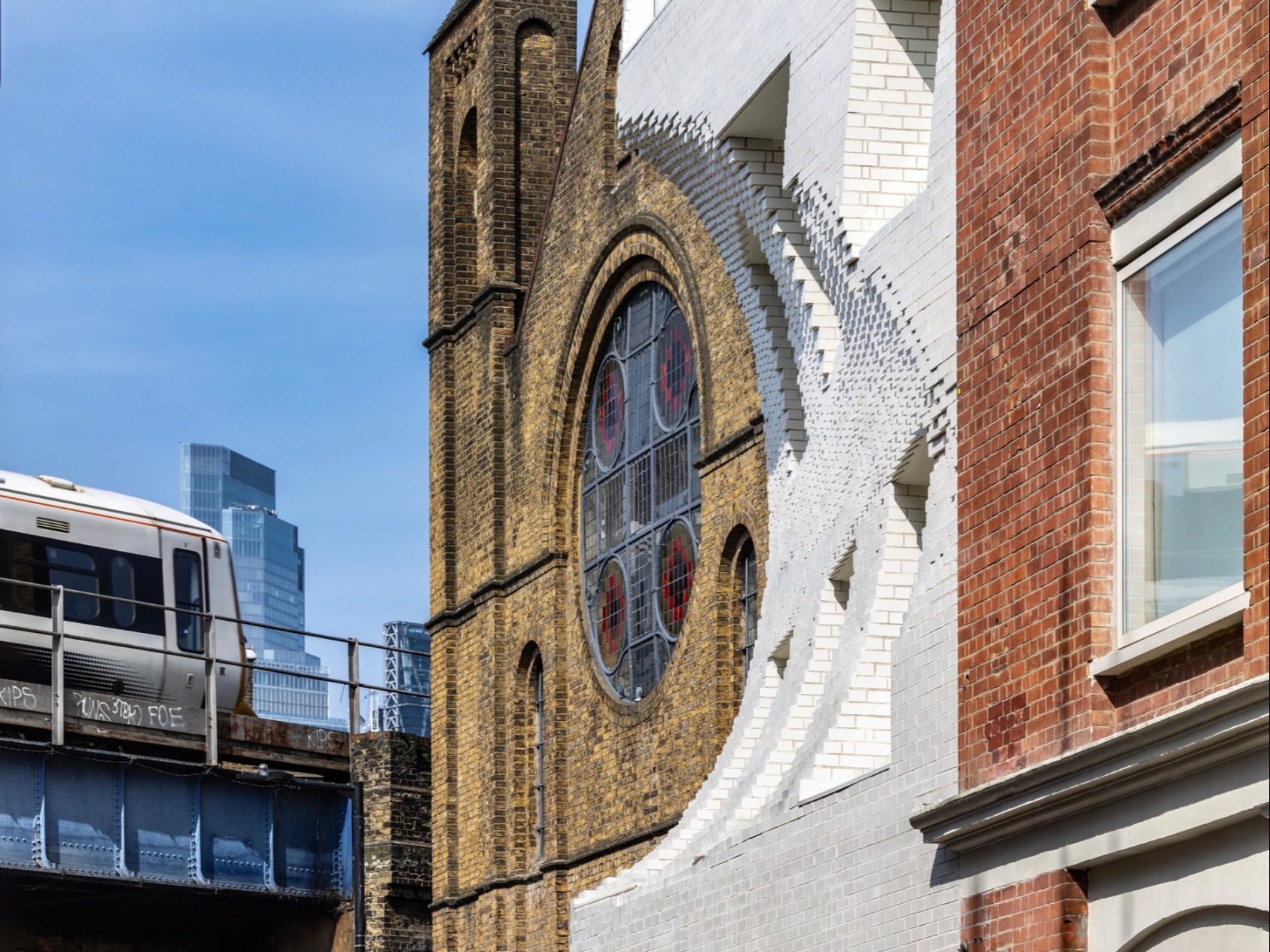 The Scoop - White glazed bricks