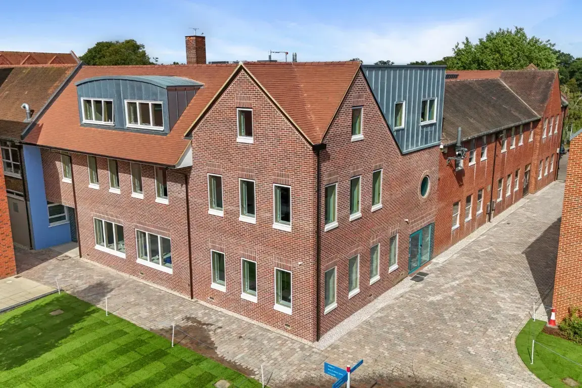 Queens Building Brentwood - Ibstock Cissbury Bricks