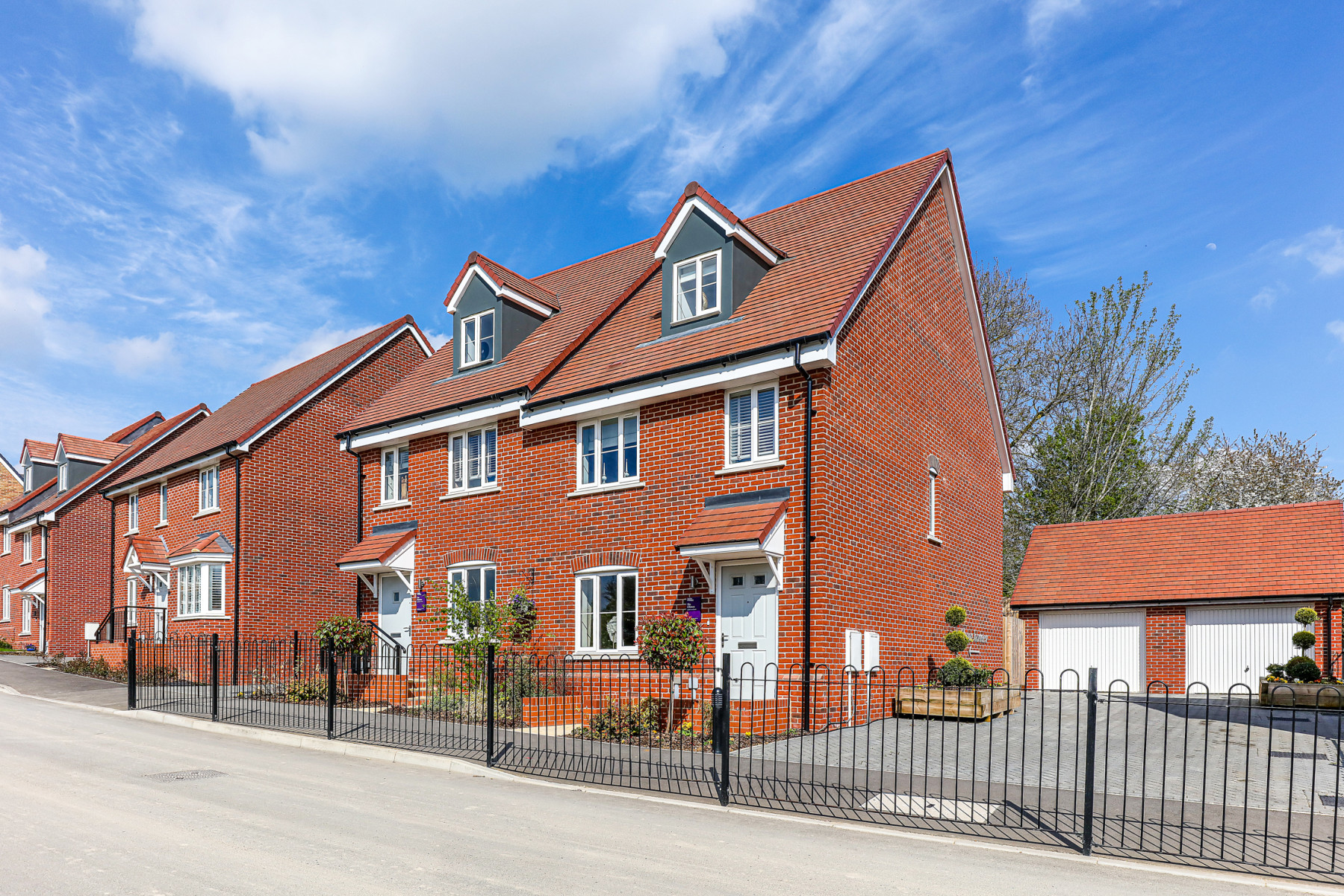 taylor wimpey - tudor park - bricks (5)