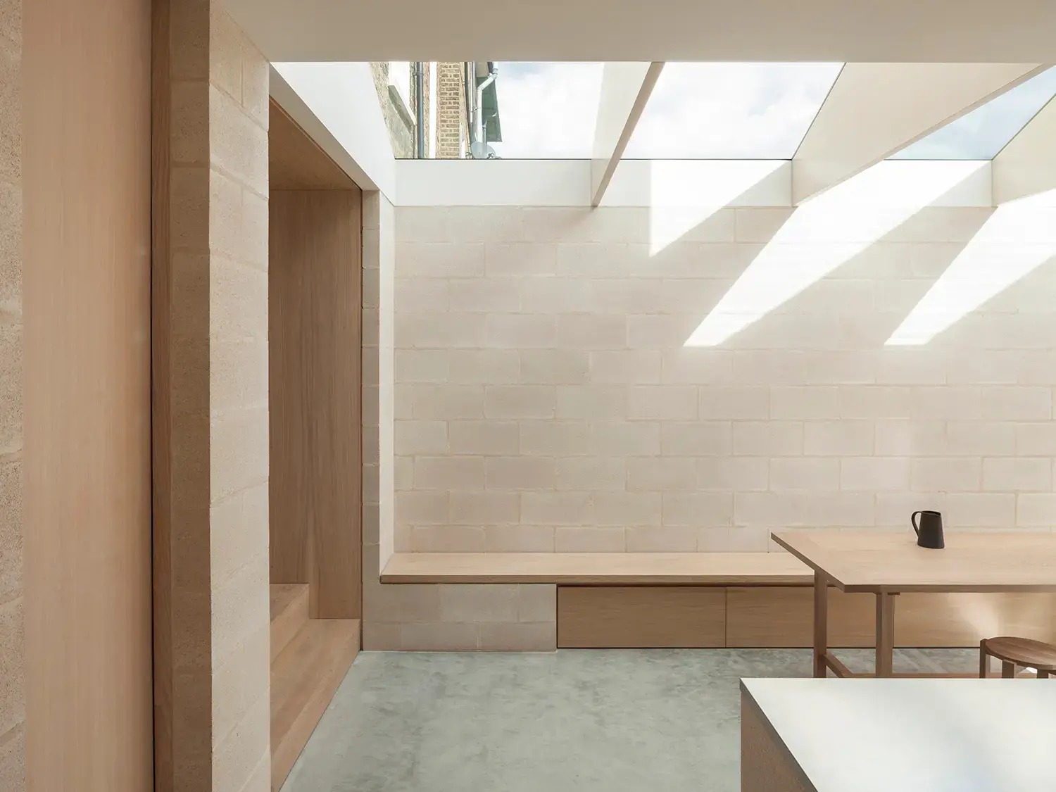 Private London Residence - Fair Faced Ivory Architectural Masonry