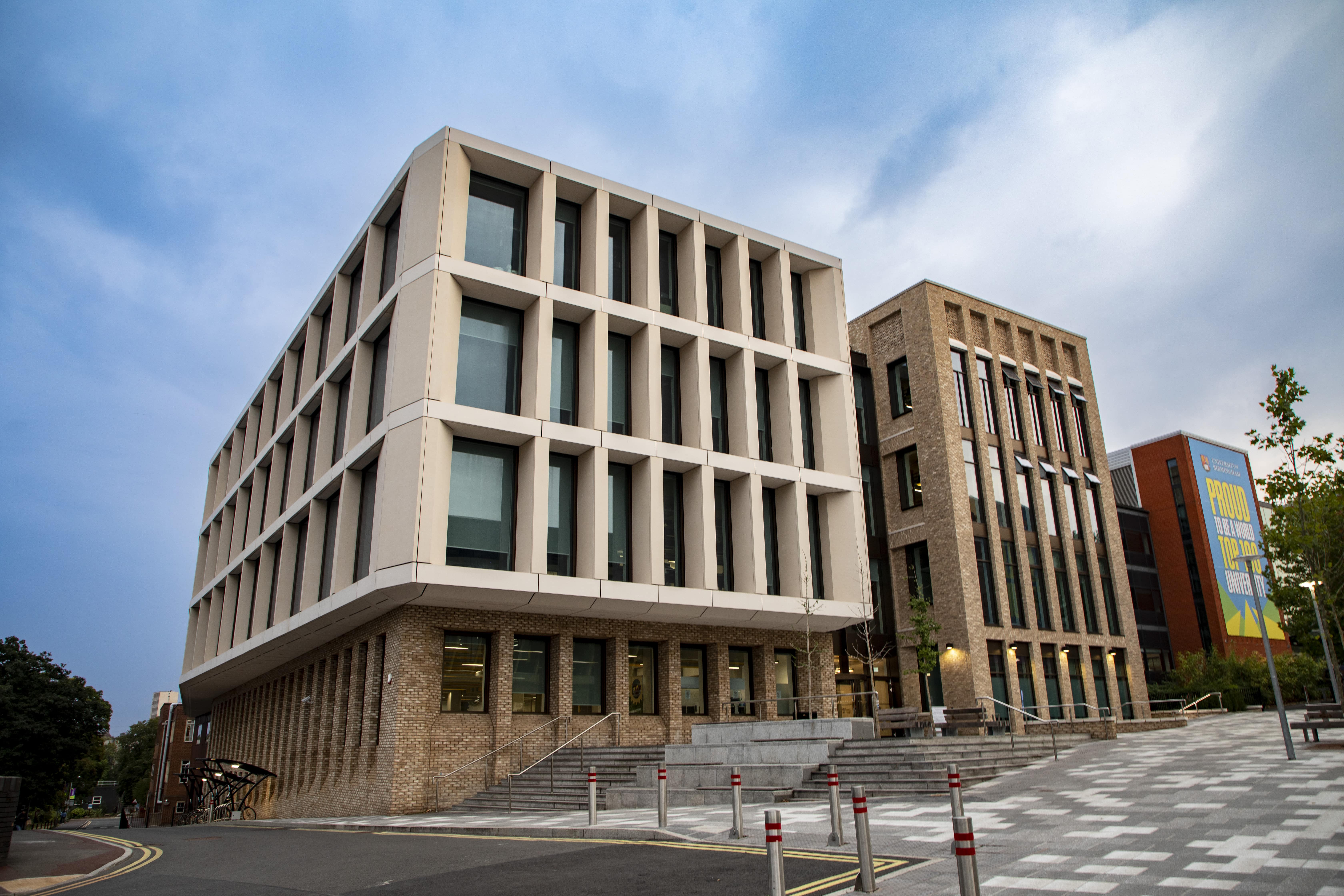 Birmingham University - Brick-faced GRC (5)