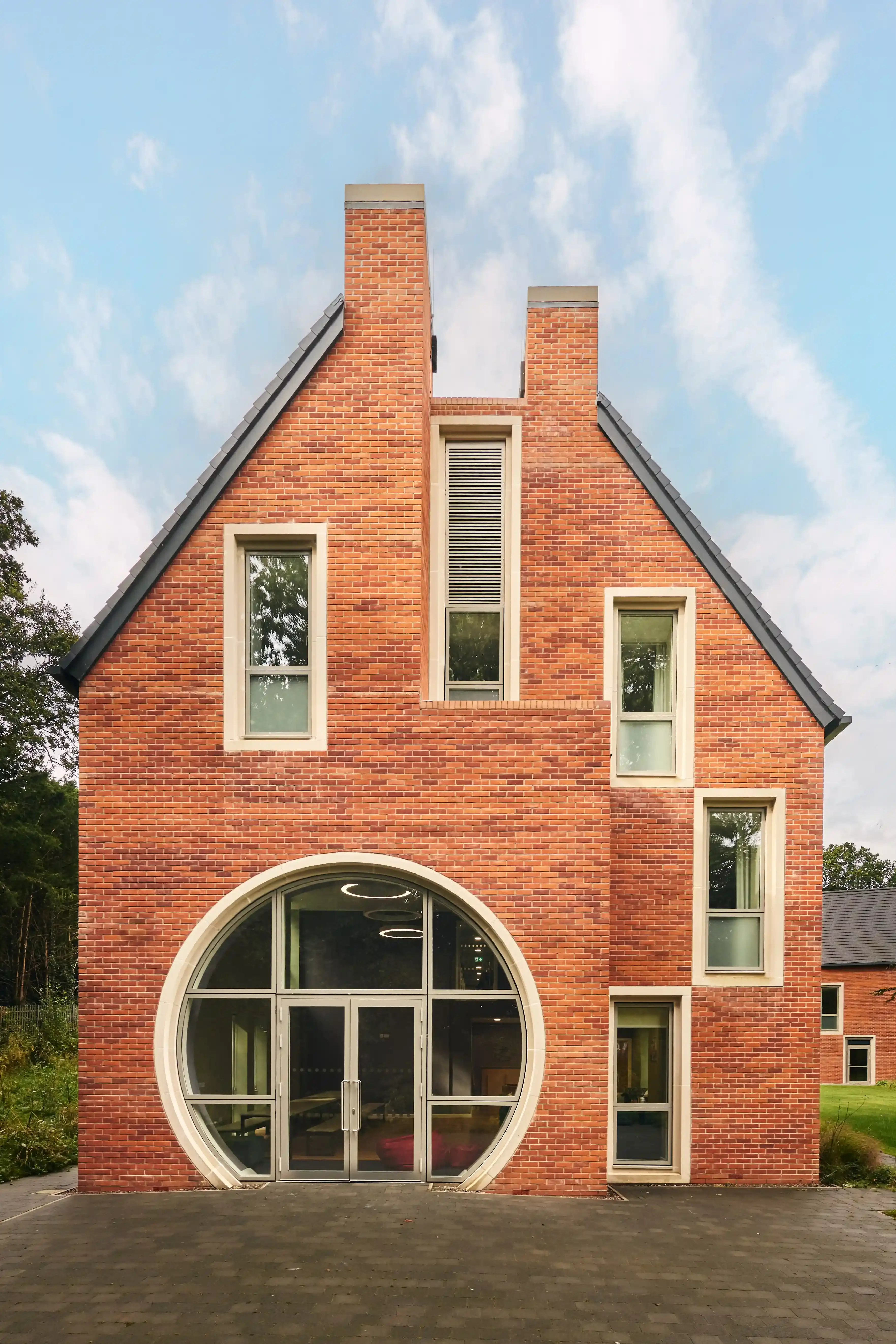 Shrewsbury School New Girls Accommodation Building using Ibstock's Heritage County Blend bricks