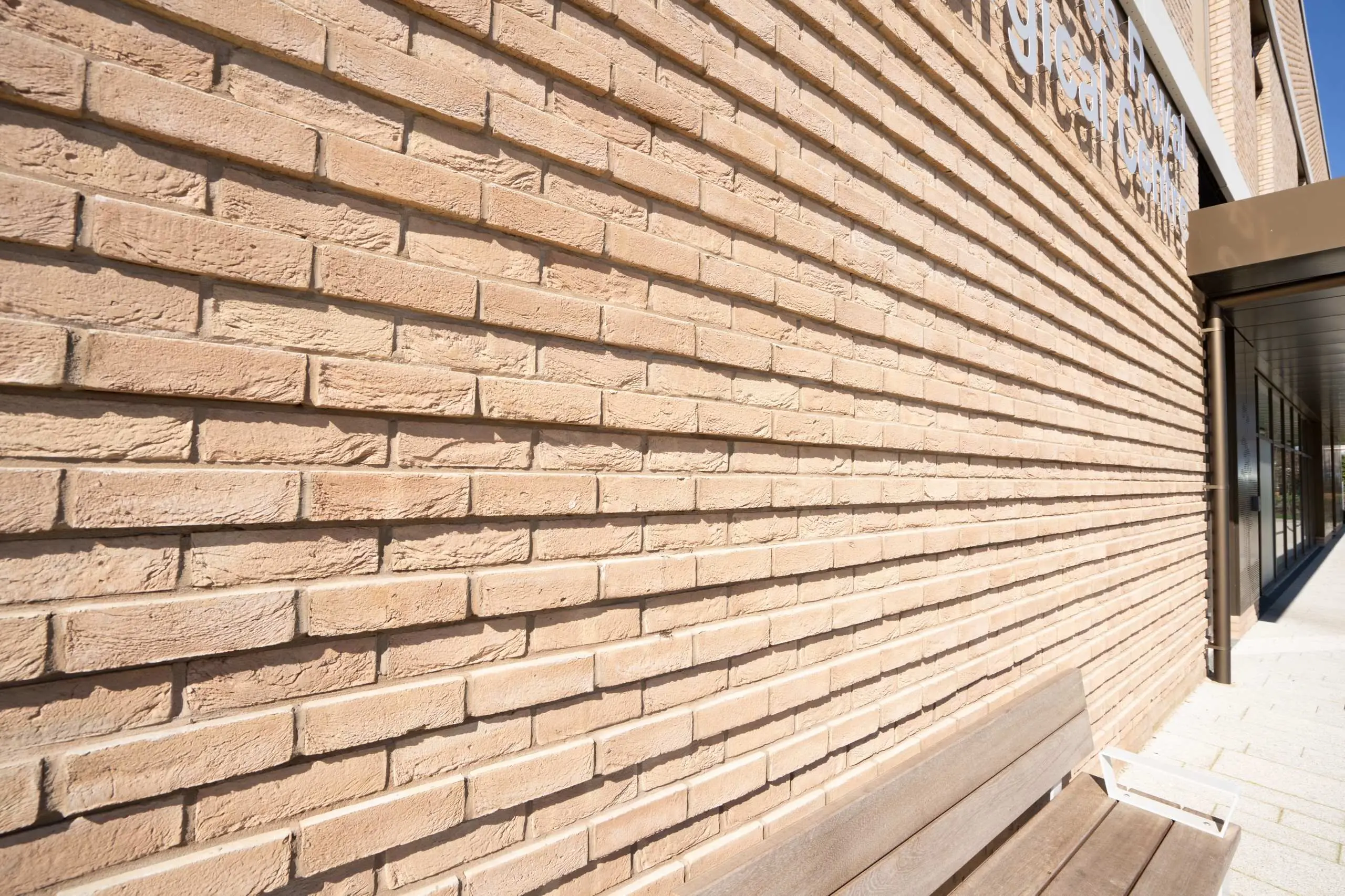 Brick type: Bradgate Light Buff