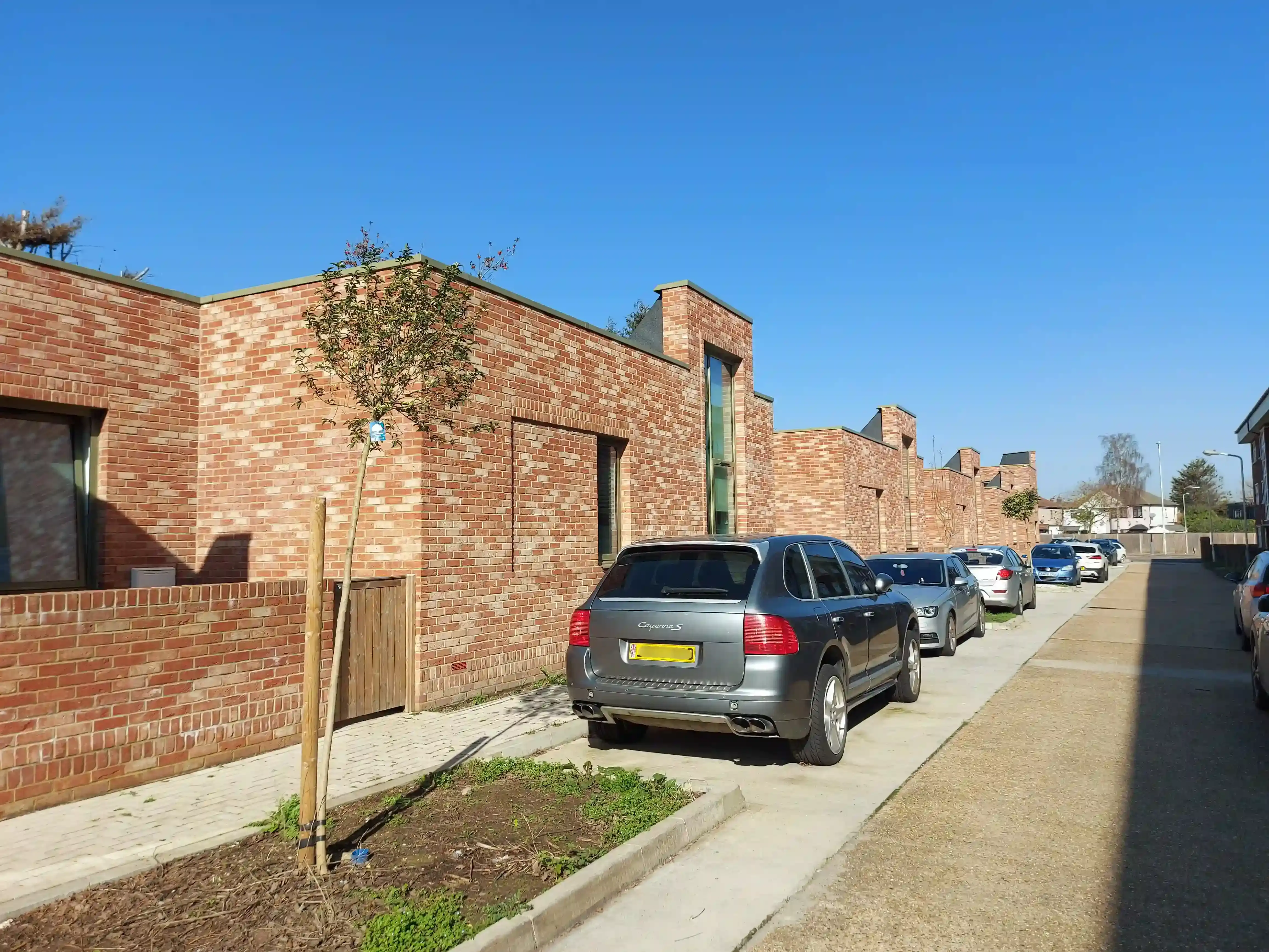 Mossford Court, Ilford, Rosa Blanca Bricks