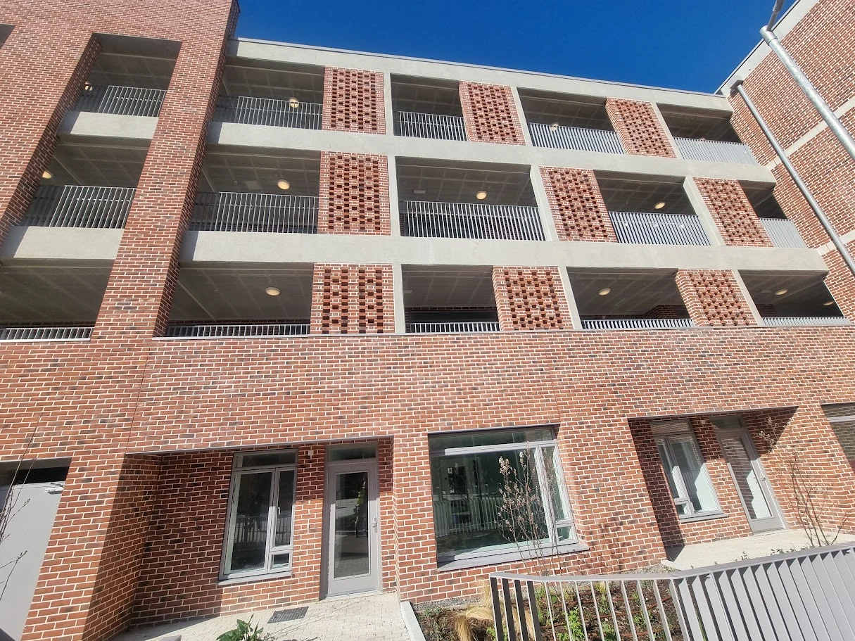 Leicester Autumn Multi bricks - St Michaels, Inchicore, Dublin, Ireland