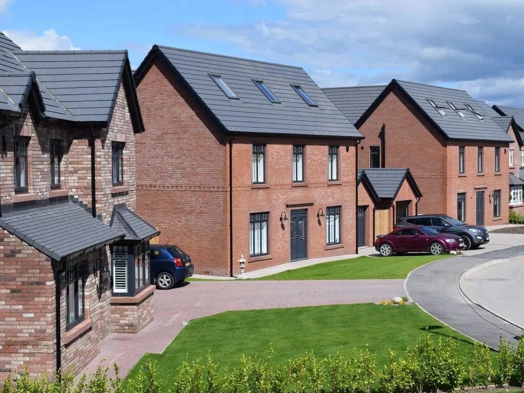 High Grange, Keekle Meadows houses - Beamish Blend, Birtley Olde English Buff and Grey and Northumbrian Cottage bricks