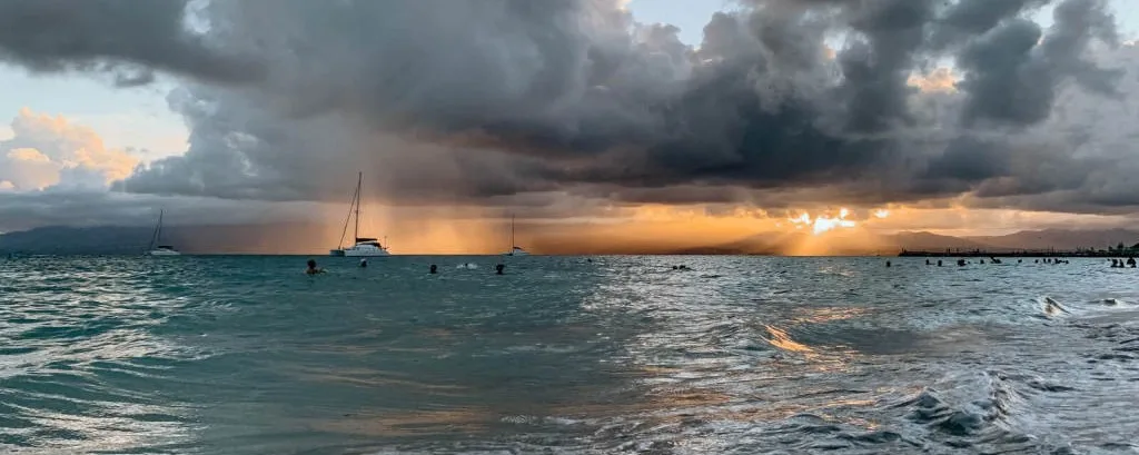 Coucher de soleil plage de la Datcha - Gosier - Guadeloupe