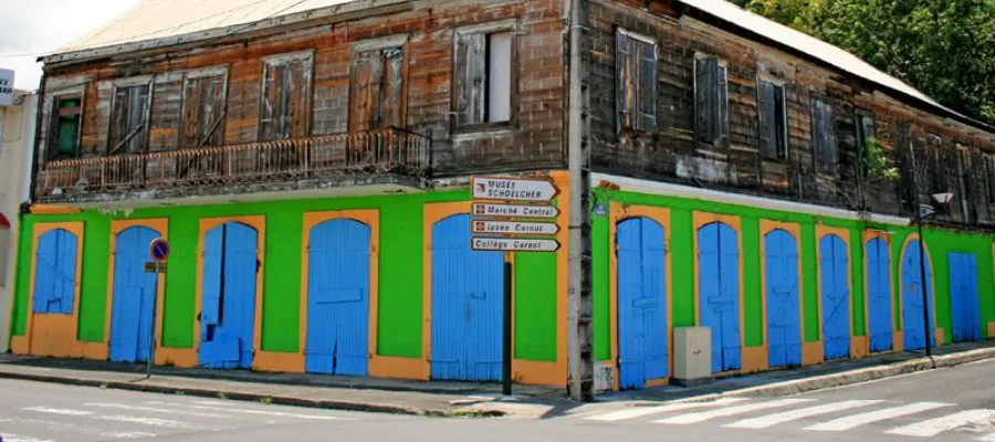 Pointe-à-pitre: Capitale économique et historique de la Guadeloupe 