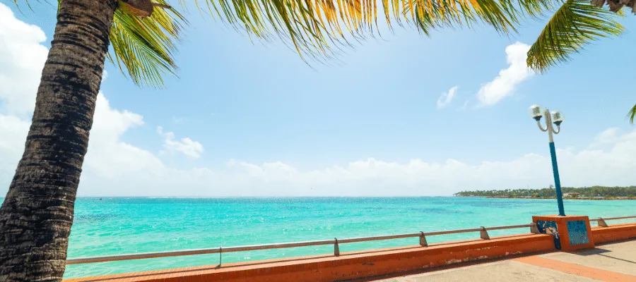 La ville de Sainte-Anne en Guadeloupe 