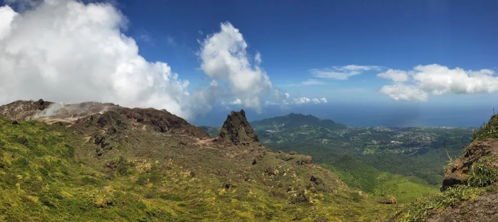 Volcan de la Soufrière en Guadeloupe - Panorama