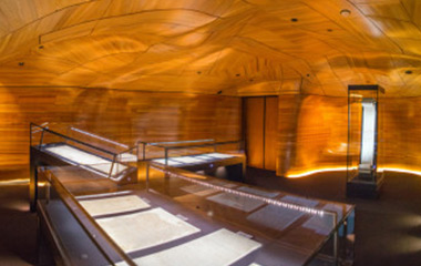 The He Tohu exhibition at National Library of New Zealand