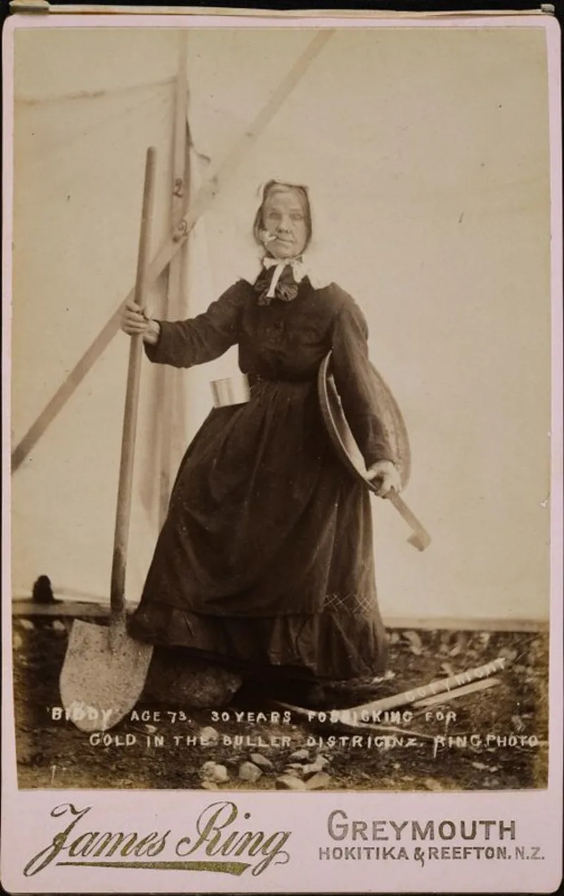 Photograph of 'Old Biddy' also known as Bridget Goodwin. Taken by James Ring Studios. 