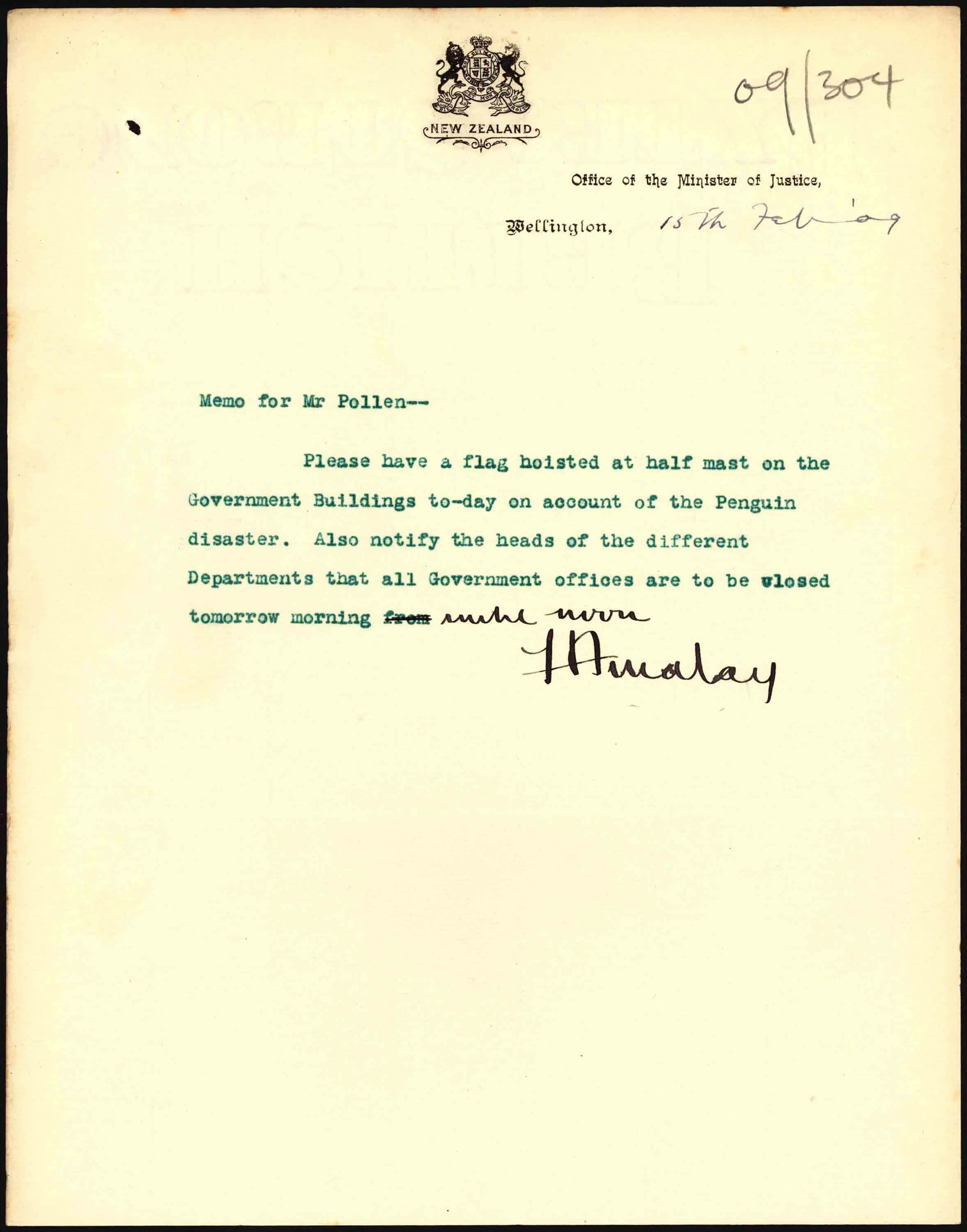 Notification of a half-day for the funeral of the victims