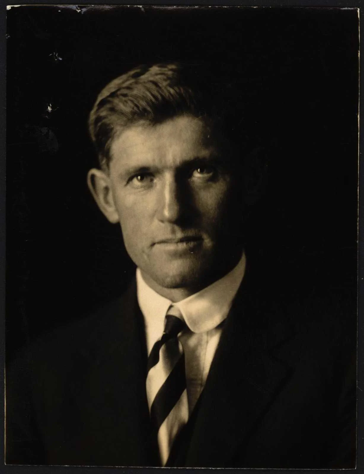 Cyril James Brownlie passport photo