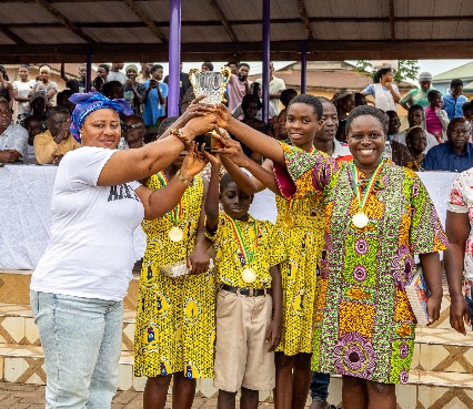 smileatschool-cover-2025