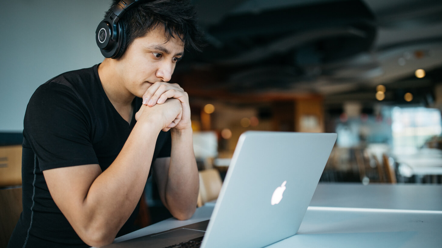 Man_with_a_computer