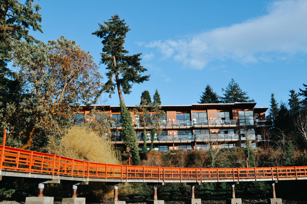 Brentwood Bay Resort offers the perfect Island staycation