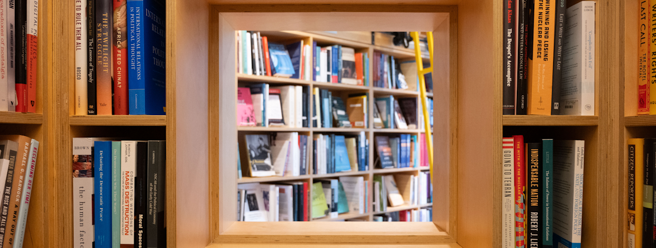 Inquiry, Conversation, Argument: Why do we read?