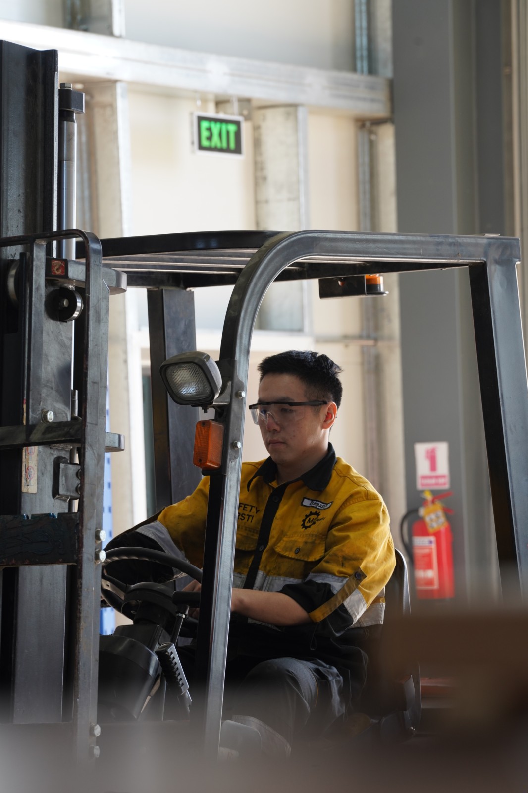 Үйл ажиллагааны үндсэн чиглэлүүд