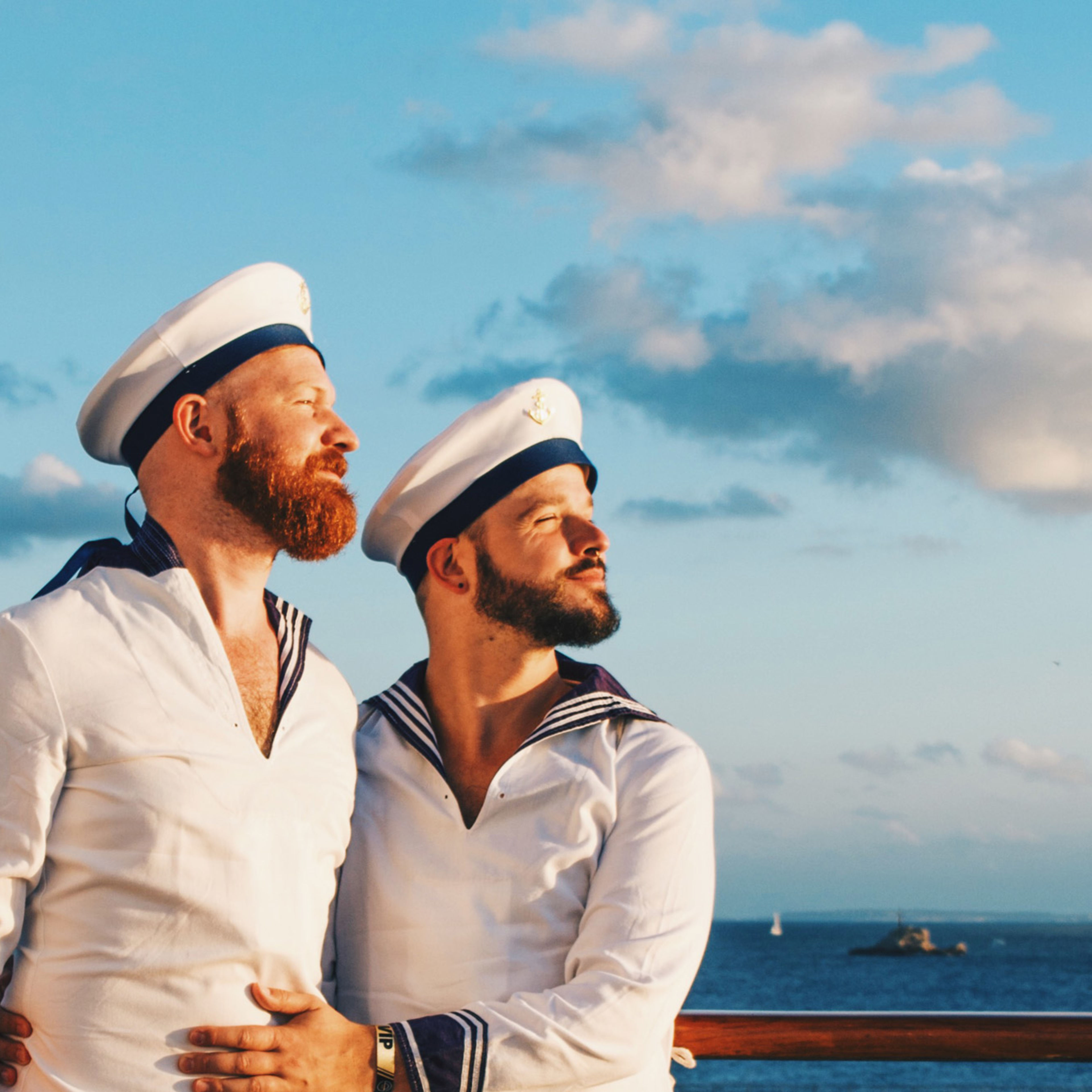 Couple of Men Bunte Horizonte - Rainbow Cruise 1