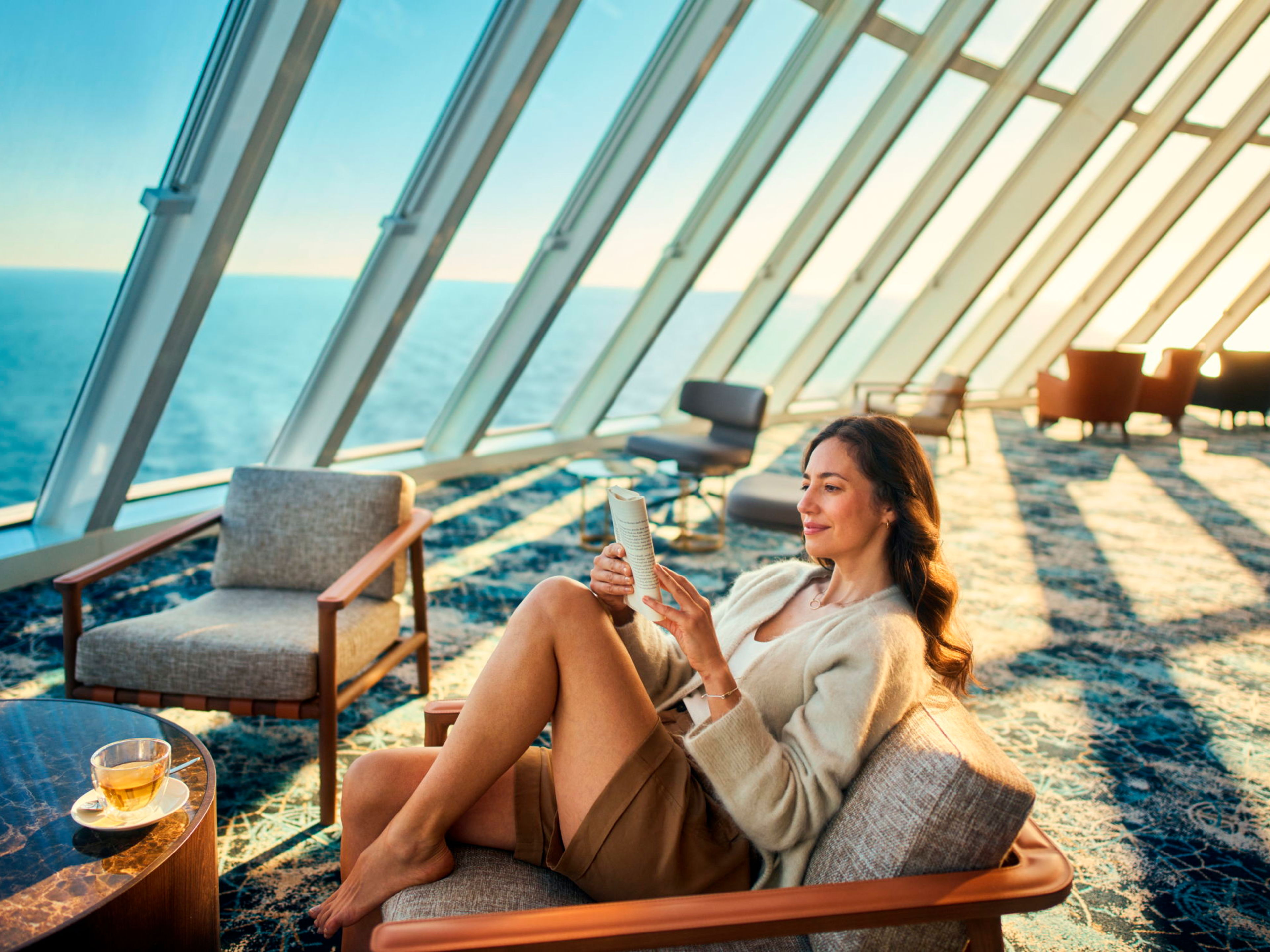 Frau beim Lesen Frau beim Lesen