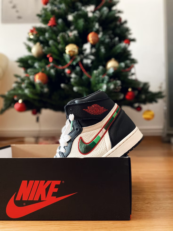The Best Gifts For Sneakerheads [2021]