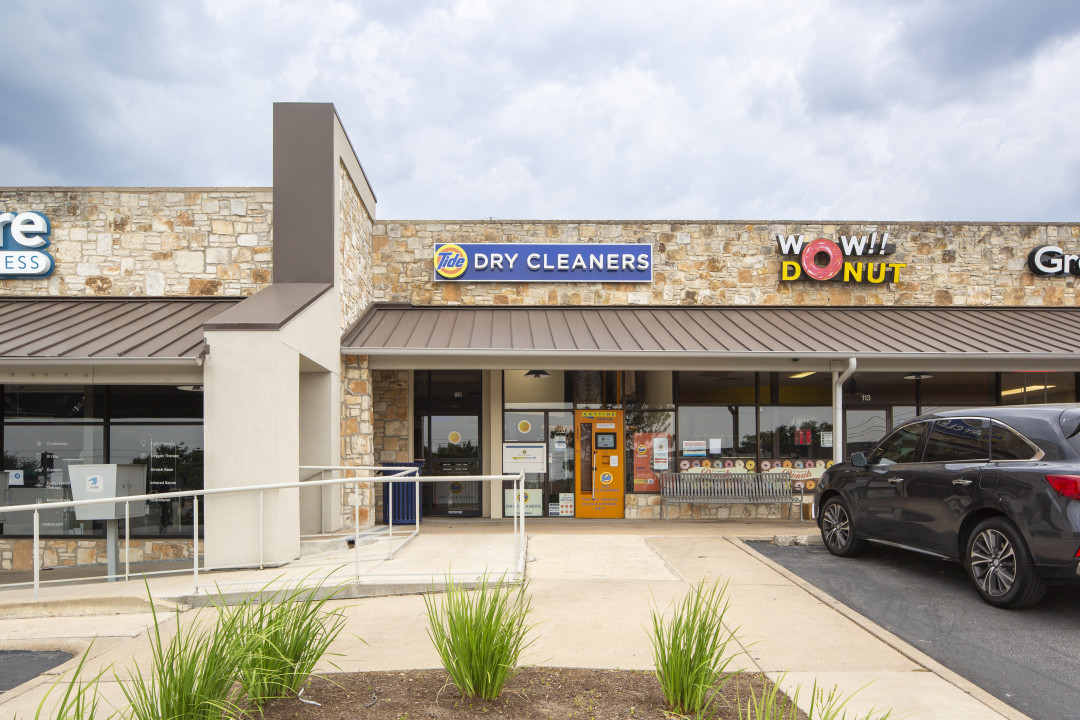 Dry Cleaning and Laundry Services in Austin, TX