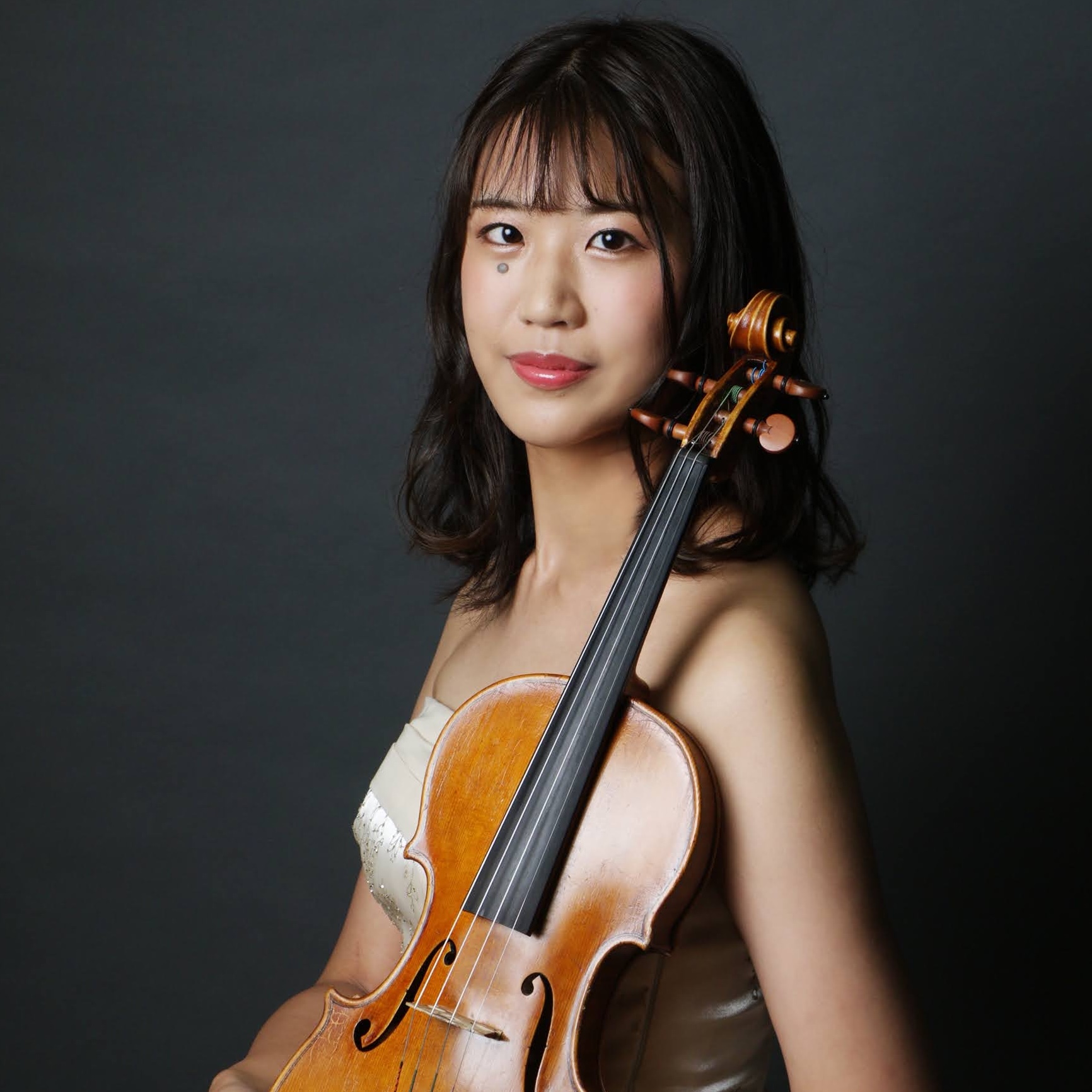 成田萌