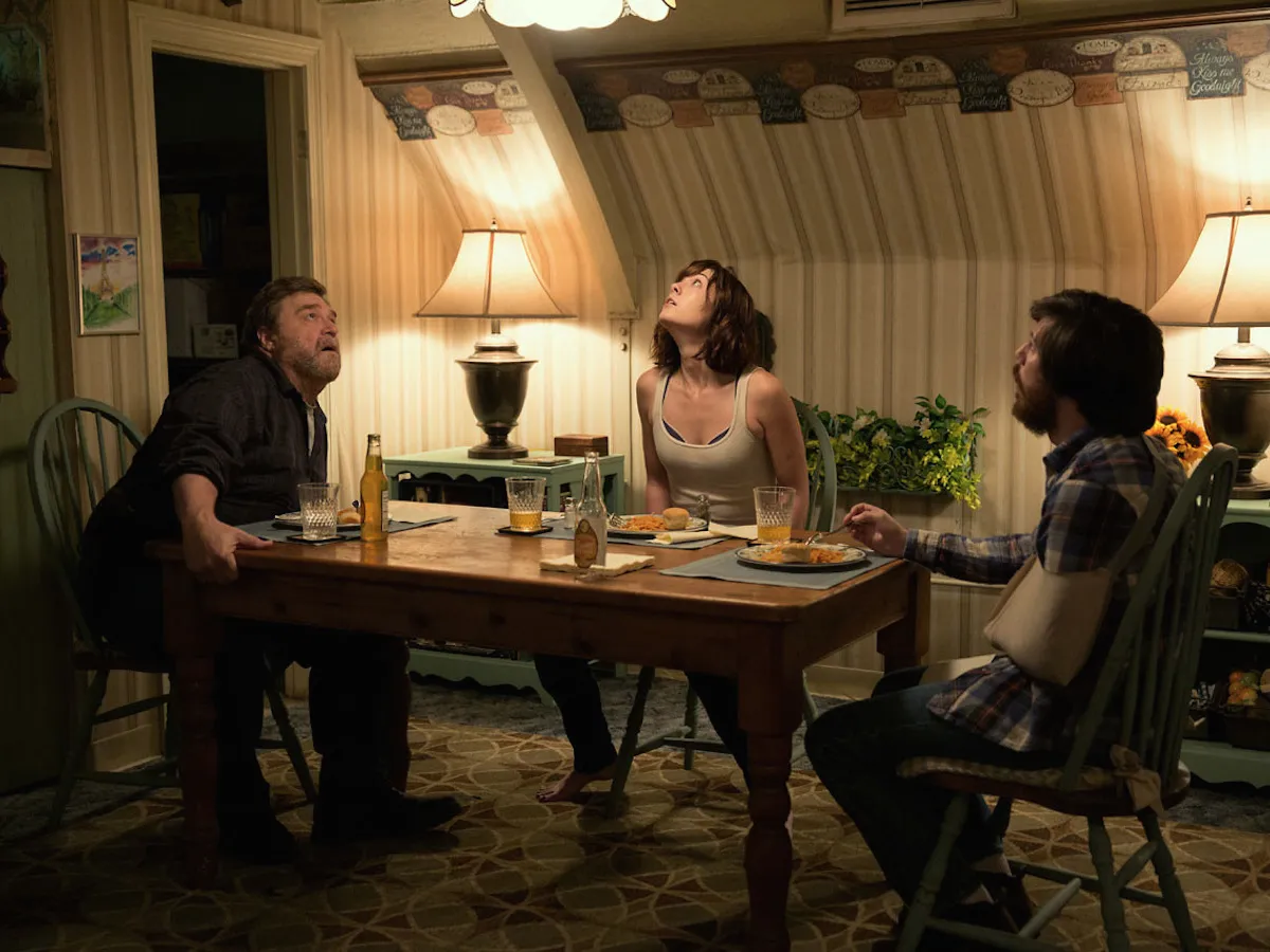 Escena de la pelicula Cloverfield Lane 10