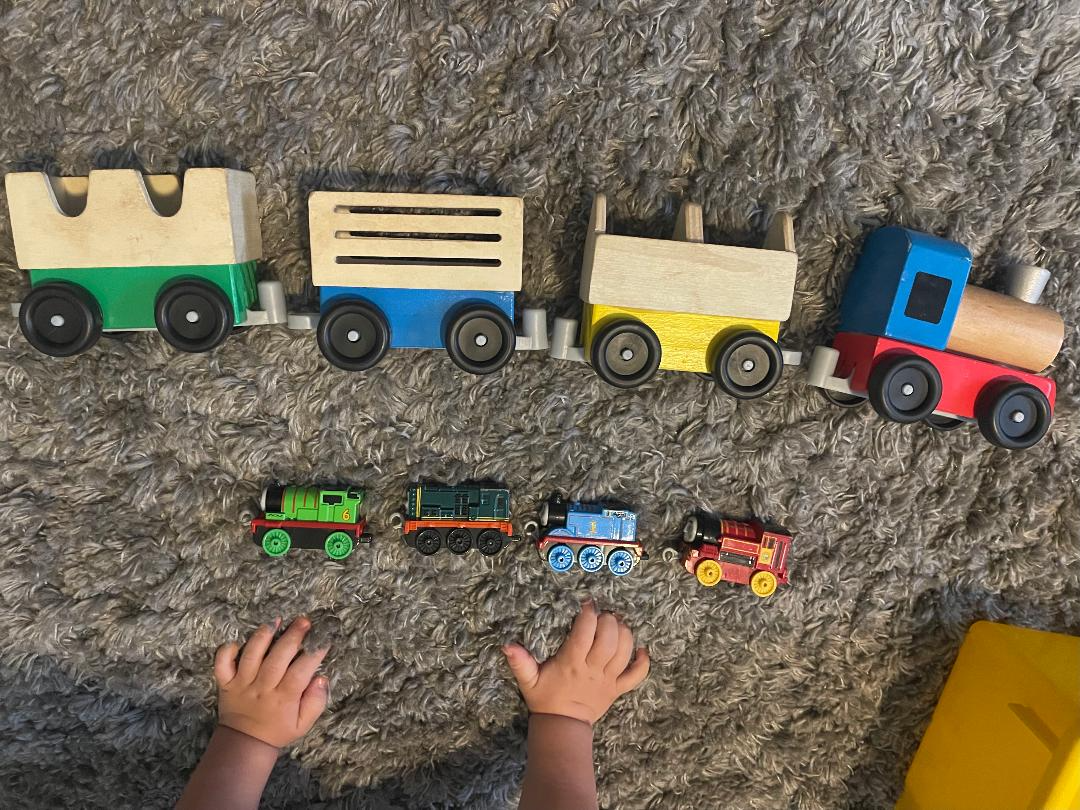 Color Train Connecting