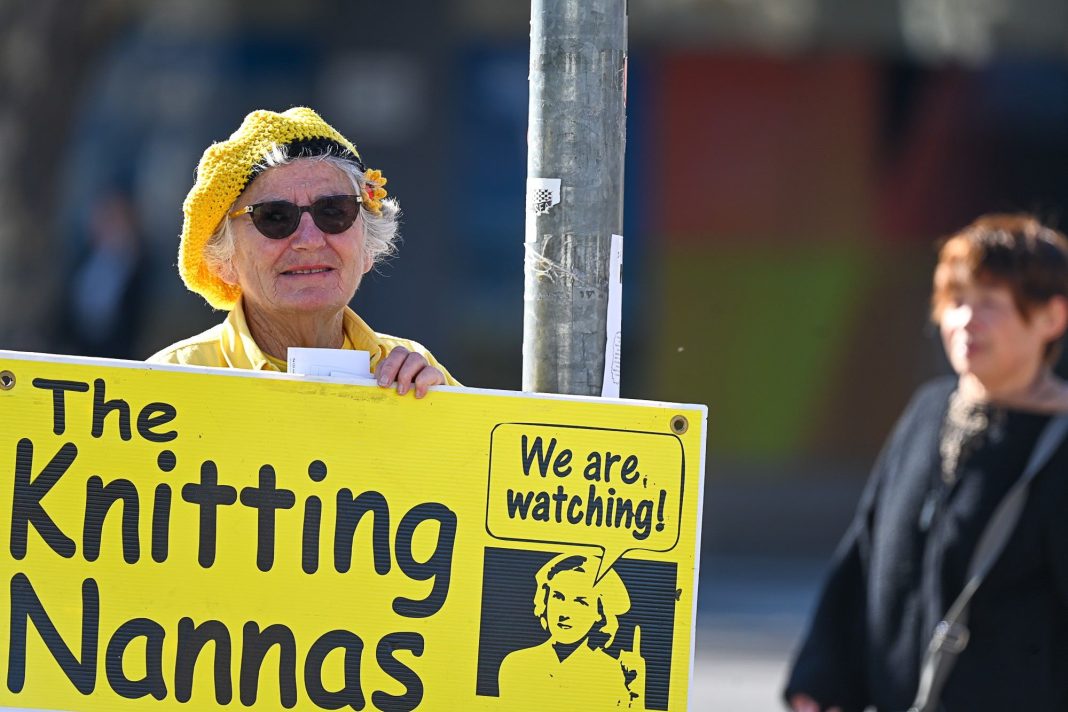 Learn more about Mount Alexander Knitting Nannas