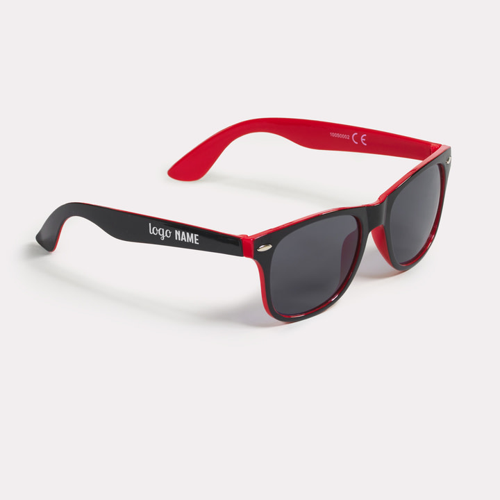 Lunettes de soleil de couleurs mélangées