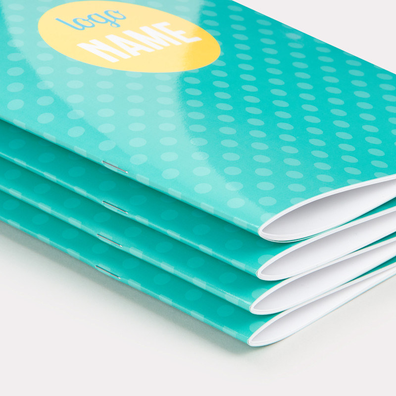 Brochure pelliculée (agrafée)