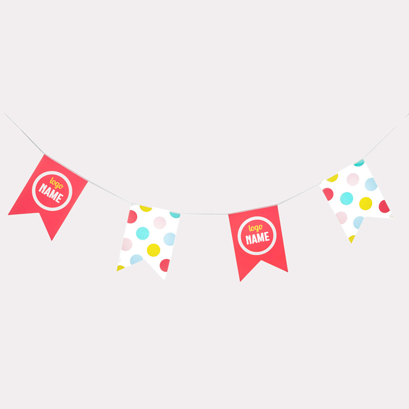 Guirlande avec fanions