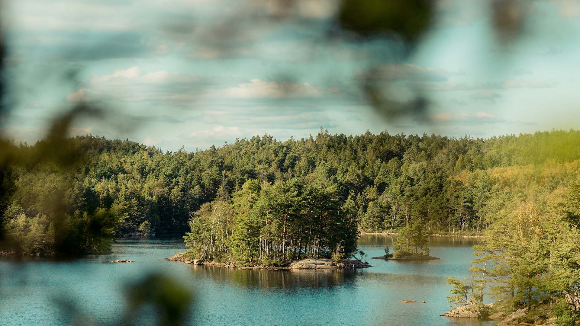 Sjö och öar