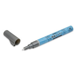Aitoh Manga Liner Pen - Silver (out of package with cap off)