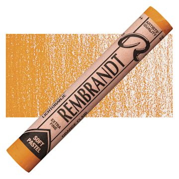 Open in modal - Rembrandt Soft Pastel - Light Orange 236.5 pastel and swatch