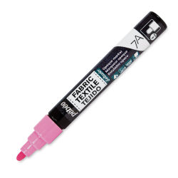 Pebeo 7A Opaque Fabric Marker - Pink, 4 mm (Cap off)